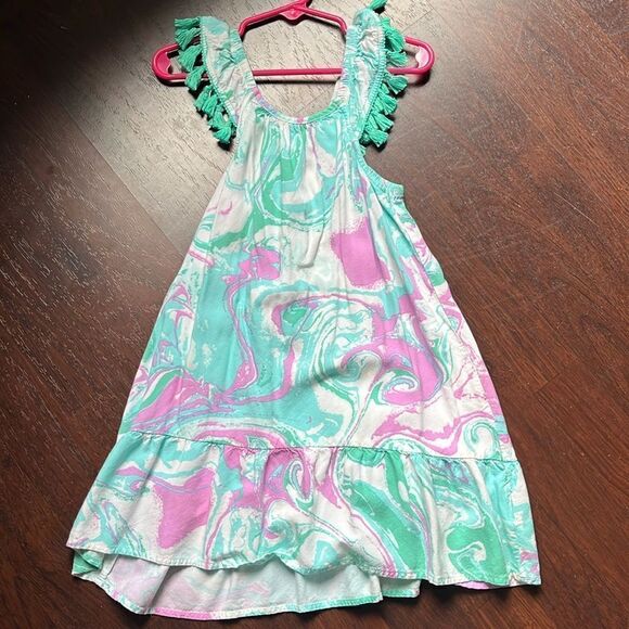 Cute dress  - Picture 1 of 3